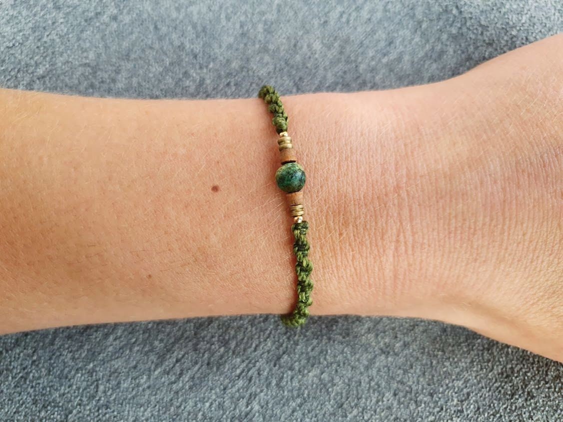 FOREST WALK | African Turquoise Macrame Bracelet
