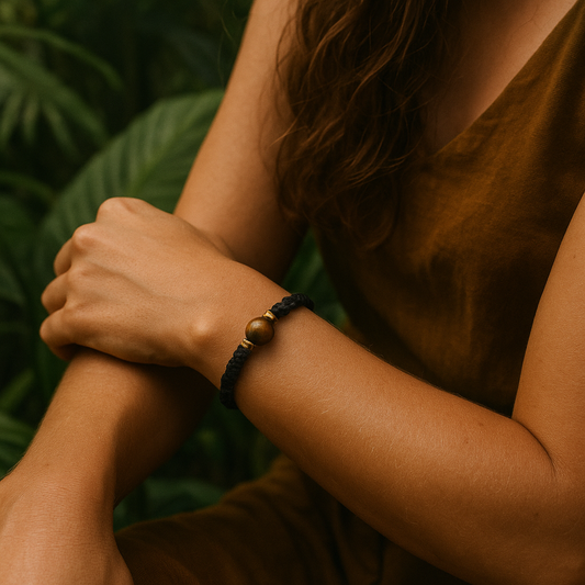 ROOTS | Tiger Eye Macrame Bracelet