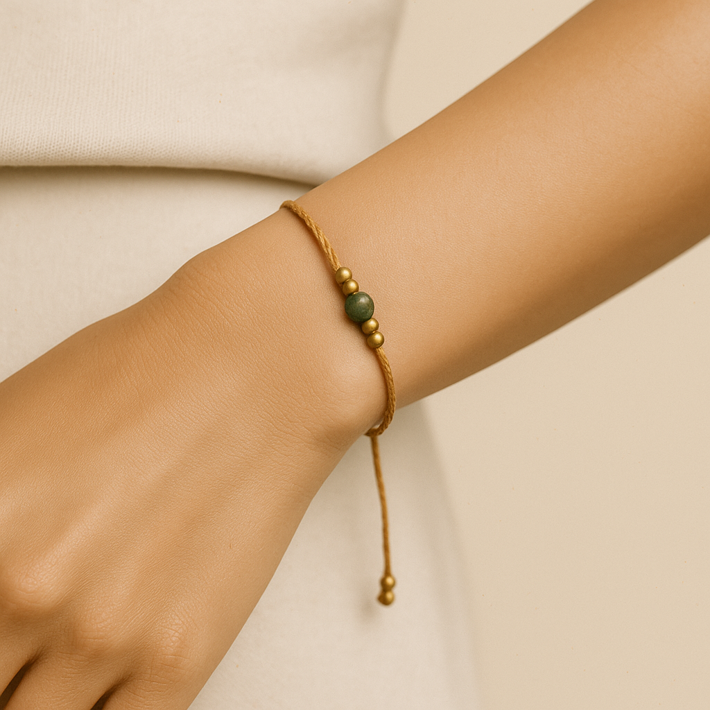 BIRDIE | Green Mica Bracelet