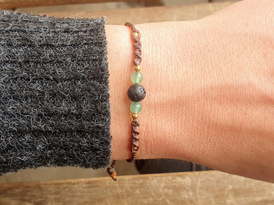 Makramee Armband "Zelda" | Aventurin (grün) & Lava (schwarz) | eigenes Armband kreieren | Fantasy Armband mit Naturstein